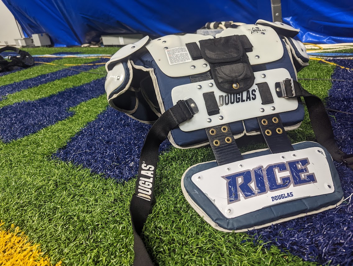 Rice Football, Rice football recruiting, shoulder pads